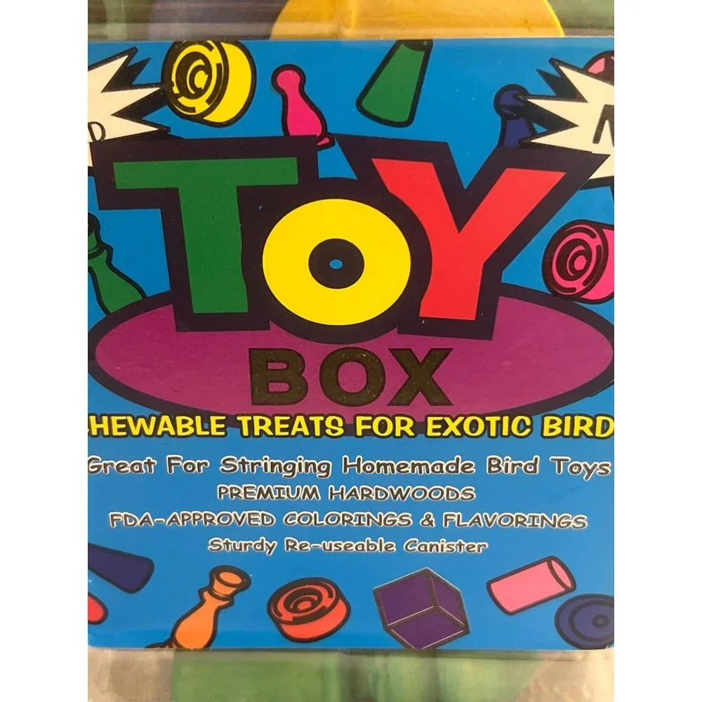 Toy Box Chewable Treats For Exotic Birds Premium Hardwoods Reusable Canister NEW
